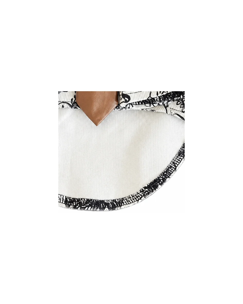 Comfortable inner panel detail for Vintage Floral Dog Shirt